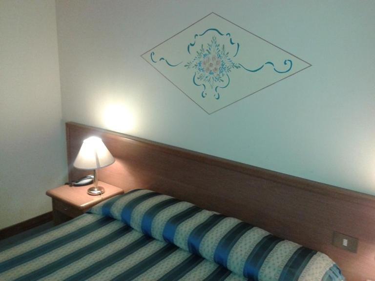 Hotel Casa Rossa Montecatini Terme Værelse billede