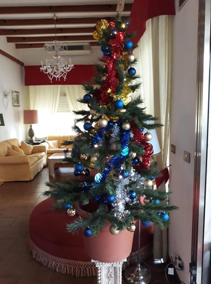 Hotel Casa Rossa Montecatini Terme Eksteriør billede