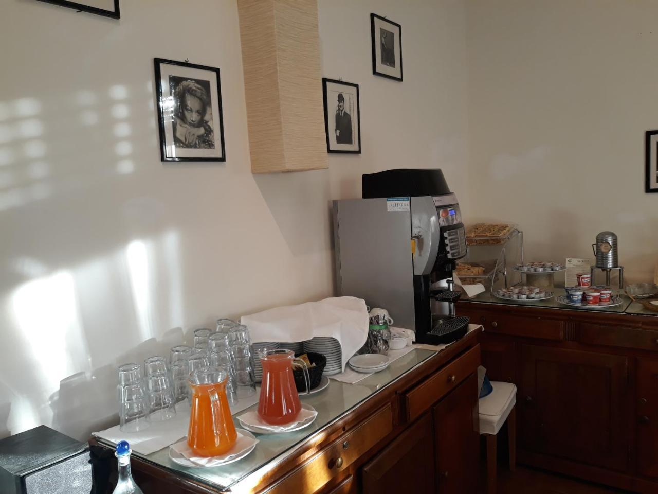 Hotel Casa Rossa Montecatini Terme Eksteriør billede