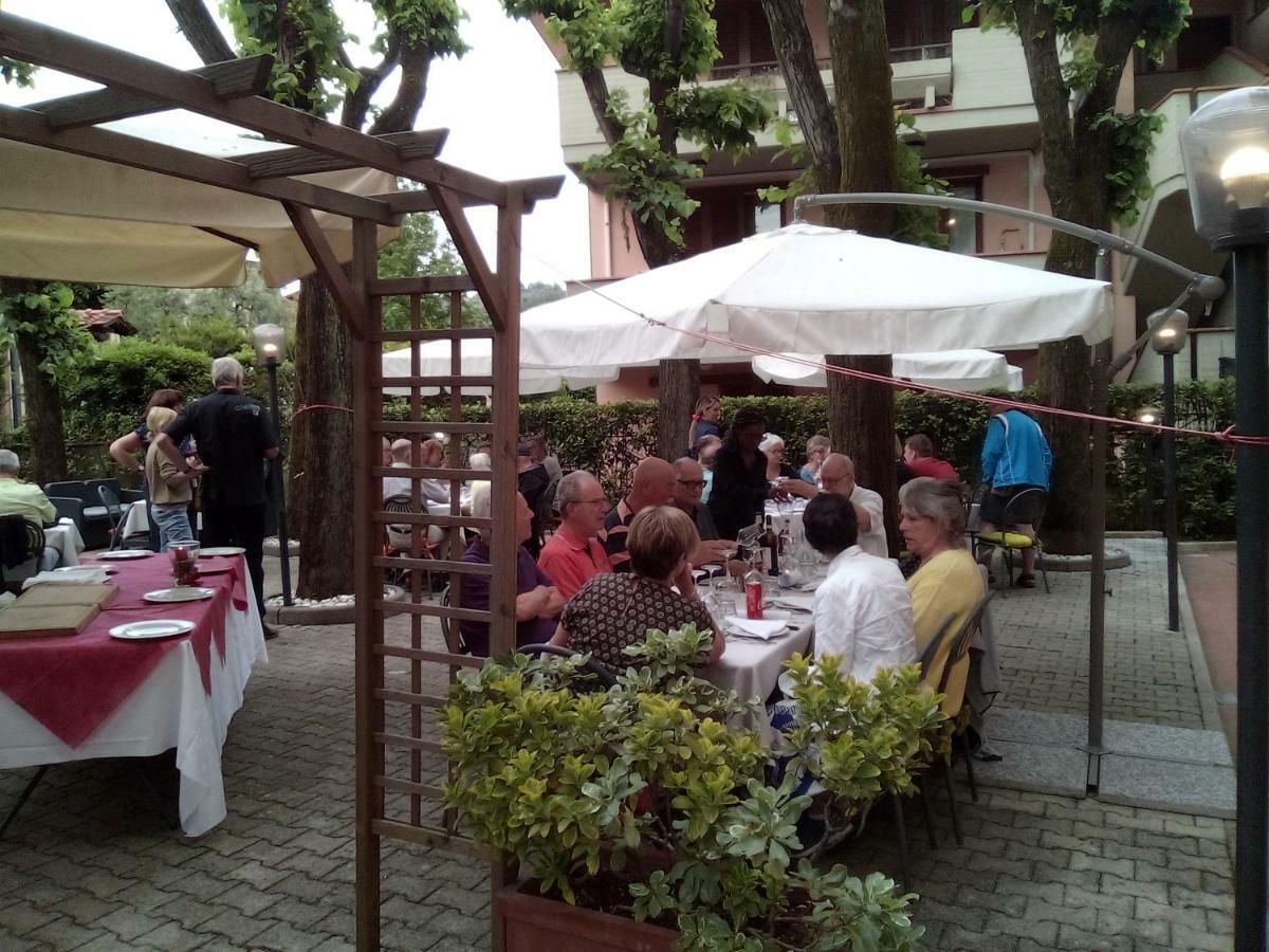 Hotel Casa Rossa Montecatini Terme Eksteriør billede