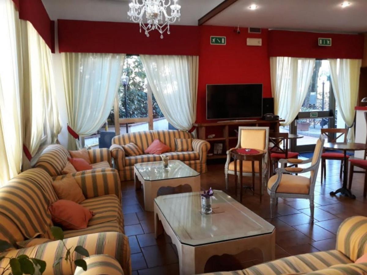 Hotel Casa Rossa Montecatini Terme Eksteriør billede