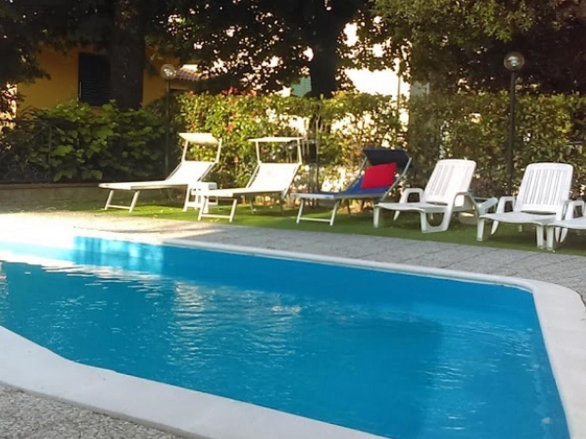 Hotel Casa Rossa Montecatini Terme Eksteriør billede