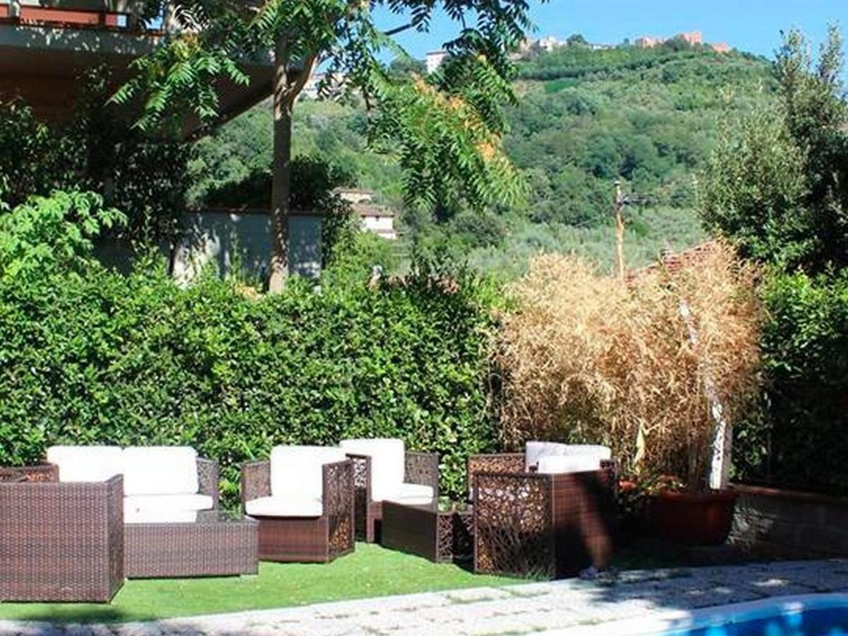 Hotel Casa Rossa Montecatini Terme Eksteriør billede